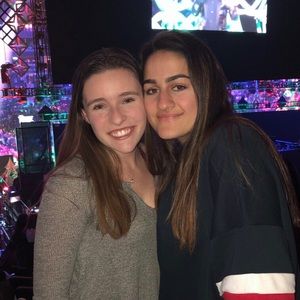 Meet your Posher, Bobbie